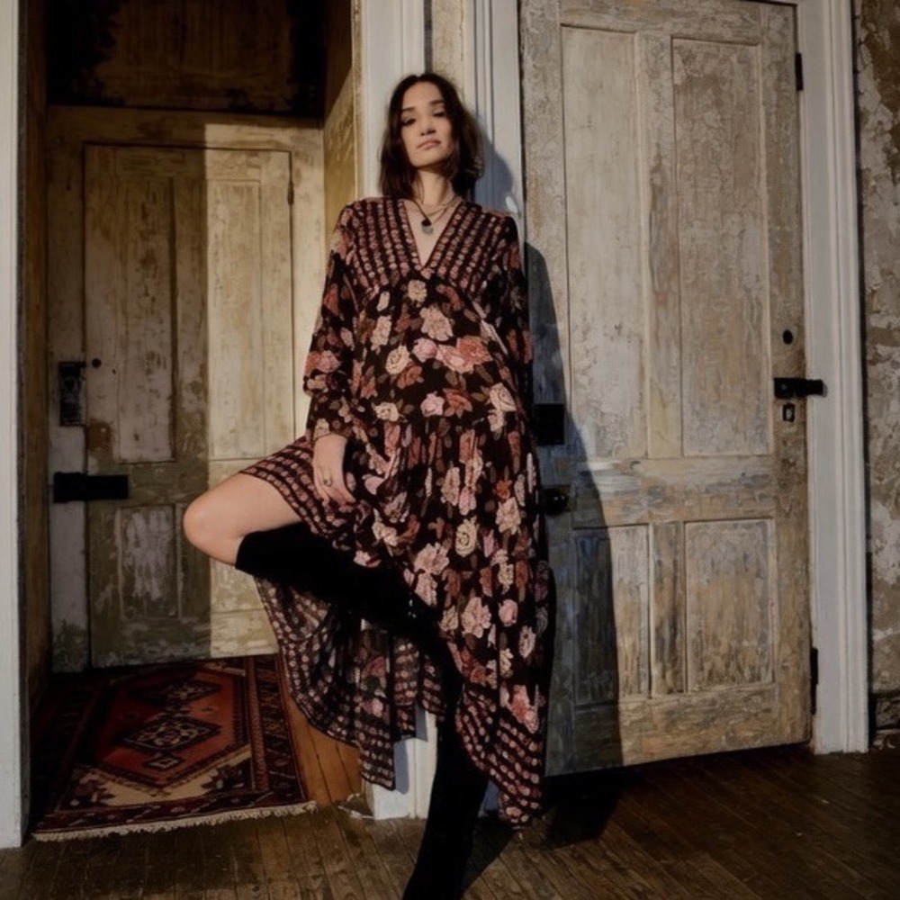 Free People Rows of Roses Maxi Dress Black‎ Ivory Floral Boho Asymmetric Hem